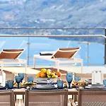 New Luxury Olives & Thyme Retreat, Seaview With 2 Heated Pools Vila *