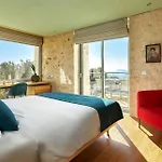 Vila New Luxury Olives & Thyme Retreat, Seaview With 2 Heated Pools *