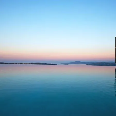 Villa New Luxury Olives & Thyme Retreat, Seaview With 2 Heated Pools *