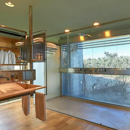 New Luxury Olives & Thyme Retreat, Seaview With 2 Heated Pools Chania (Crete)