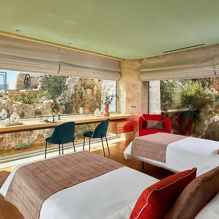 New Luxury Olives & Thyme Retreat, Seaview With 2 Heated Pools Villa *