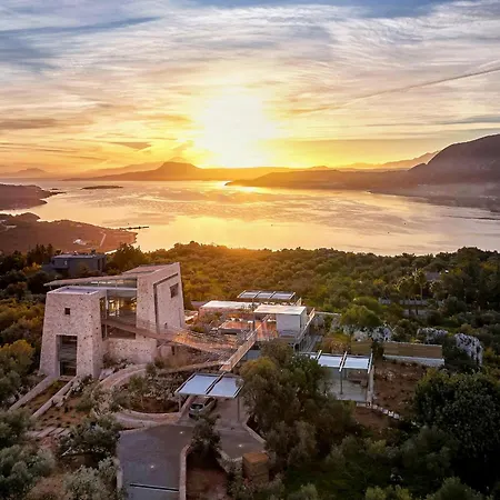 Willa New Luxury Olives & Thyme Retreat, Seaview With 2 Heated Pools Chania (Crete)