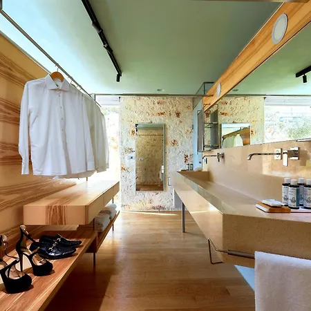 New Luxury Olives & Thyme Retreat, Seaview With 2 Heated Pools * Chania (Crete)