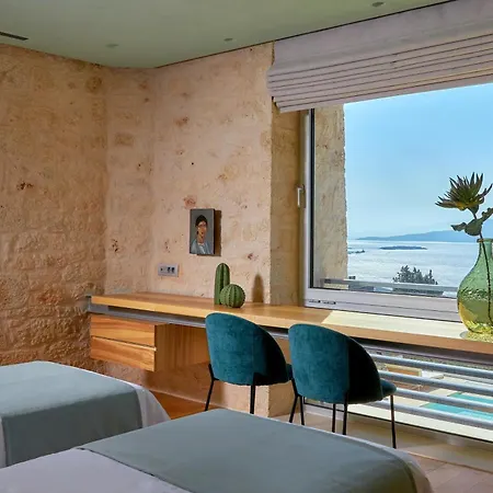 Willa New Luxury Olives & Thyme Retreat, Seaview With 2 Heated Pools Chania (Crete)