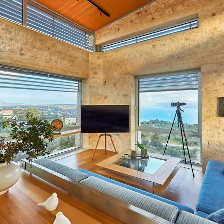 New Luxury Olives & Thyme Retreat, Seaview With 2 Heated Pools *