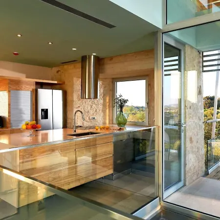 New Luxury Olives & Thyme Retreat, Seaview With 2 Heated Pools * Chania (Crete)