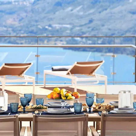 New Luxury Olives & Thyme Retreat, Seaview With 2 Heated Pools * Chania (Crete)