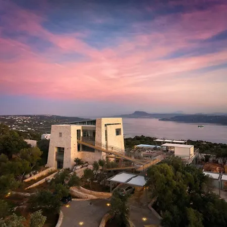 Villa New Luxury Olives & Thyme Retreat, Seaview With 2 Heated Pools *
