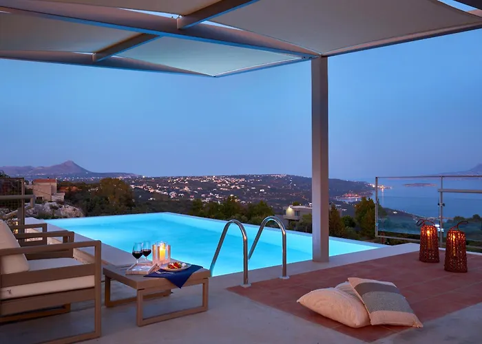 Willa New Luxury Olives & Thyme Retreat, Seaview With 2 Heated Pools *