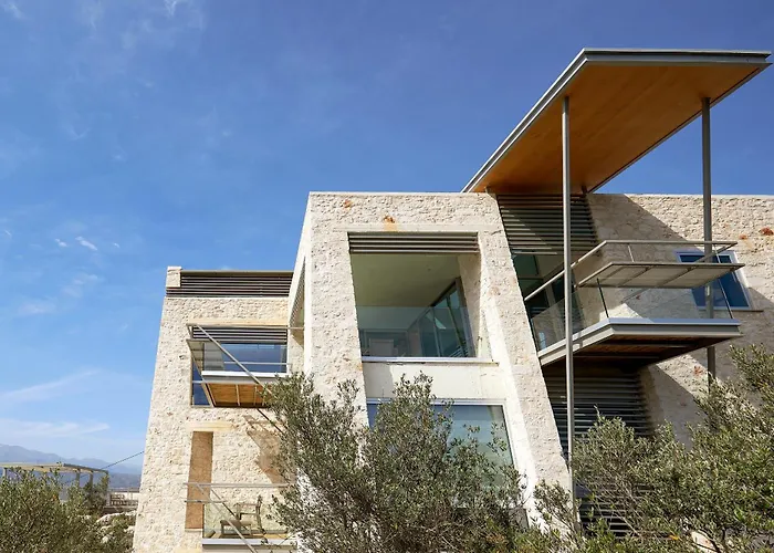 Villa New Luxury Olives & Thyme Retreat, Seaview With 2 Heated Pools *